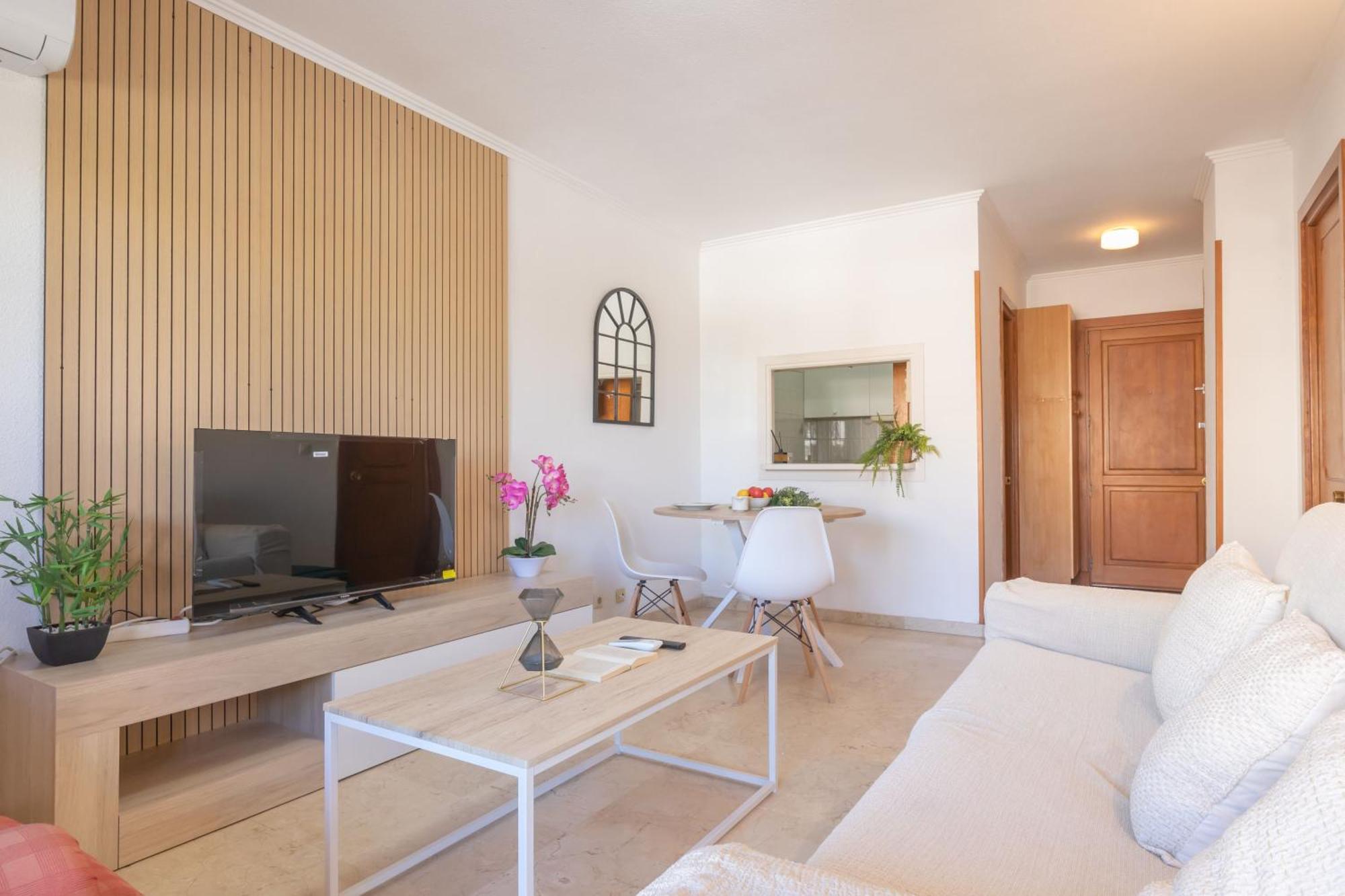 Center Lv Apartment